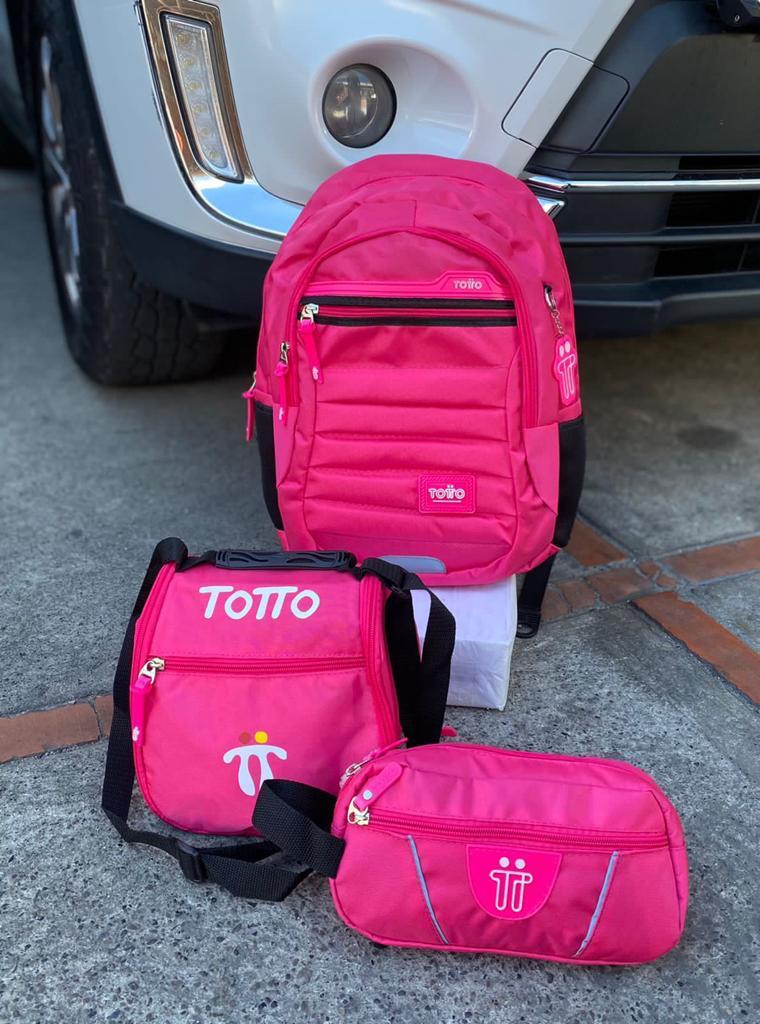 Morral Totto con Cartuchera y Lonchera: Práctico, duradero y con estilo por tan solo $109.000